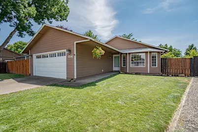 154 Keystone Court, Central Point, OR 97502 - Photo 1