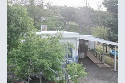 655 W Rolling Hills Drive, Eagle Point, OR 97524 - Photo 1