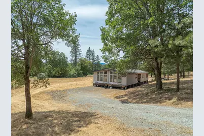 5478 Monument Drive, Grants Pass, OR 97526 - Photo 1