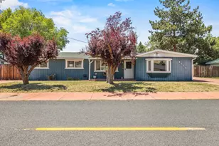 2774 Eastmount St, Klamath Falls, OR 97603 - Photo 1