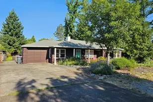 1325 Covina Ave, Medford, OR 97504 - Photo 1