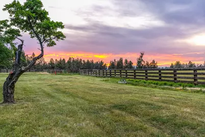 4743 NW Maple Avenue, Redmond, OR 97756 - Photo 1