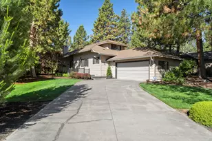 2805 NW Golf Course Dr S, Bend, OR 97703 - Photo 1