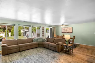 100 Covey Ln, Grants Pass, OR 97527 - Photo 1