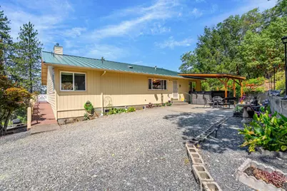 4405 Highland Avenue, Grants Pass, OR 97526 - Photo 1