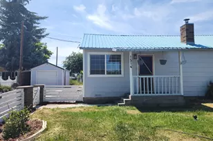 1514 Etna St, Klamath Falls, OR 97603 - Photo 1