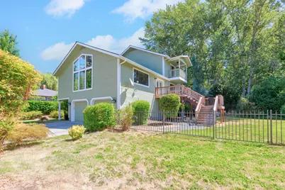 1059 SE Belle Aire Drive, Grants Pass, OR 97526 - Photo 1