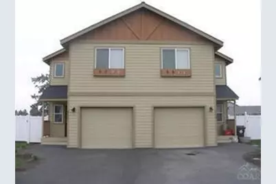 2750 SW Juniper Avenue, Redmond, OR 97756 - Photo 1