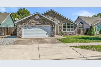 962 Birmingham Street, Medford, OR 97501 - Photo 1