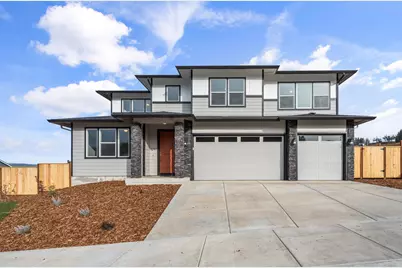 1297 Stonegate Drive #473, Eagle Point, OR 97524 - Photo 1