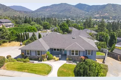 923 NW Valley View Drive, Grants Pass, OR 97526 - Photo 1