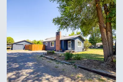 3423 Altamont Drive, Klamath Falls, OR 97603 - Photo 1