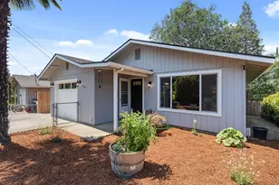 730 NE Oregon Ave, Grants Pass, OR 97526 - Photo 1