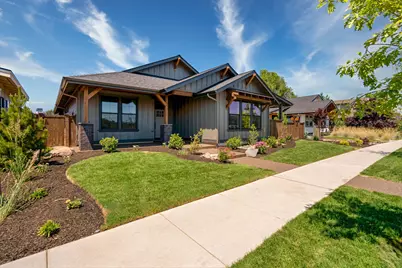 771 NW Northwest 13th Street, Redmond, OR 97756 - Photo 1