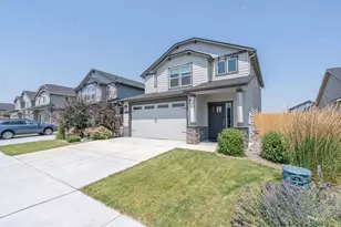 1563 NW Upas Pl, Redmond, OR 97756 - Photo 1