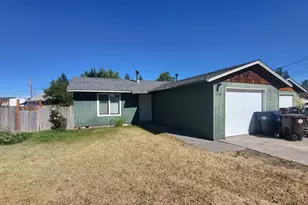 2926 SW 23rd St, Redmond, OR 97756 - Photo 1