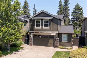 60342 SE Hedgewood Ln, Bend, OR 97702 - Photo 1