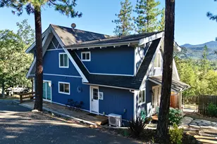 640 Sarma Dr, Shady Cove, OR 97539 - Photo 1