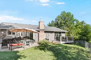 2346 Springbrook Rd, Medford, OR 97504 - Photo 1