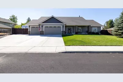 3776 SW Wickiup Place, Redmond, OR 97756 - Photo 1