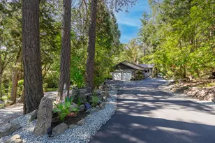 4781 Coleman Creek Rd, Medford, OR 97501 - Photo 1