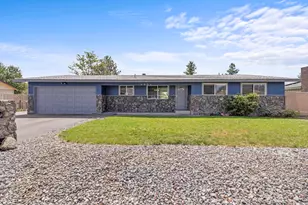 5034 Sturdivant Ave, Klamath Falls, OR 97603 - Photo 1
