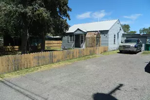 2747 Bisbee St, Klamath Falls, OR 97603 - Photo 1