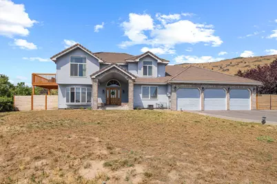5749 Basin View Drive, Klamath Falls, OR 97603 - Photo 1