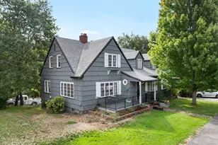 1449 NW Lawnridge Ave, Grants Pass, OR 97526 - Photo 1