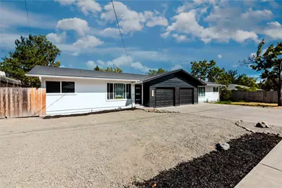 53 SW Eastern Avenue #53, 55, Grants Pass, OR 97526 - Photo 1