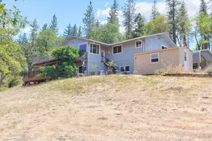 123 Loper Ln, Trail, OR 97541 - Photo 1