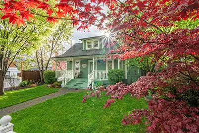 144 N 2nd Street, Ashland, OR 97520 - Photo 1