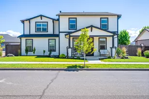 1008 NE Whistle Way, Prineville, OR 97754 - Photo 1