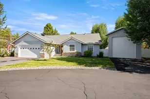 16676 McClintock Pl, La Pine, OR 97739 - Photo 1
