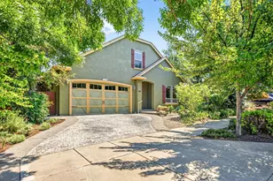 662 Vansant St, Ashland, OR 97520 - Photo 1