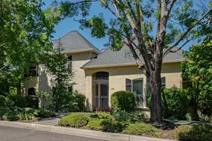 472 Lindsay Ln, Ashland, OR 97520 - Photo 1