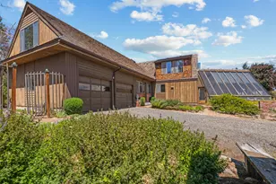 910 Laurel St, Klamath Falls, OR 97601 - Photo 1