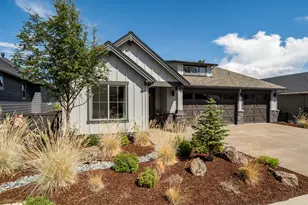 3048 NW Hidden Rdg Dr, Bend, OR 97703 - Photo 1