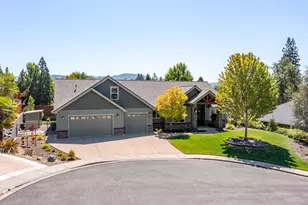 119 NW Caddis Pl, Grants Pass, OR 97527 - Photo 1