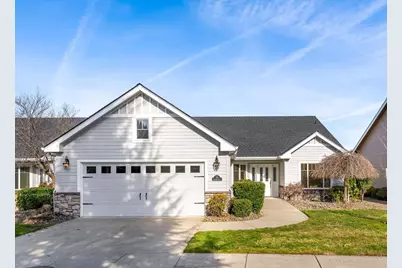 113 Skyhawk Drive, Eagle Point, OR 97524 - Photo 1