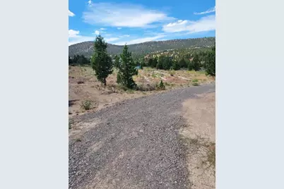 10740 SE Conestoga Lane, Prineville, OR 97754 - Photo 1