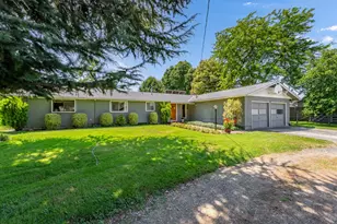 2161 Archer Dr, Medford, OR 97501 - Photo 1