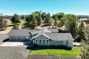 705 NE Chapel St, Madras, OR 97741 - Photo 1