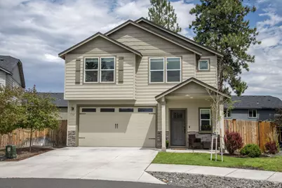 732 N Roundhouse Court, Sisters, OR 97759 - Photo 1