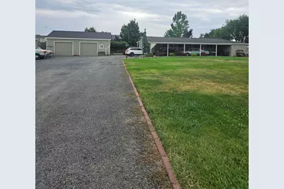 318 NW Birch Lane, Madras, OR 97741 - Photo 1