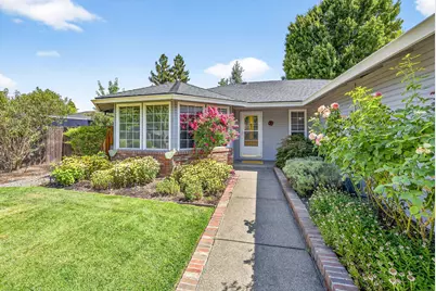 2575 Roberts Road, Medford, OR 97504 - Photo 1