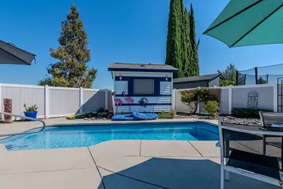 4060 Rock Way, Central Point, OR 97502 - Photo 1