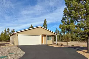 51796 Jubilee Pine Dr, La Pine, OR 97739 - Photo 1
