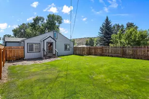 226 SE Willowdale Dr, Prineville, OR 97754 - Photo 1