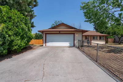 2425 SW Glacier Avenue, Redmond, OR 97756 - Photo 1